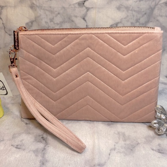 BEAUTY BIO Blush Wristlet Bag - Picture 2 of 6